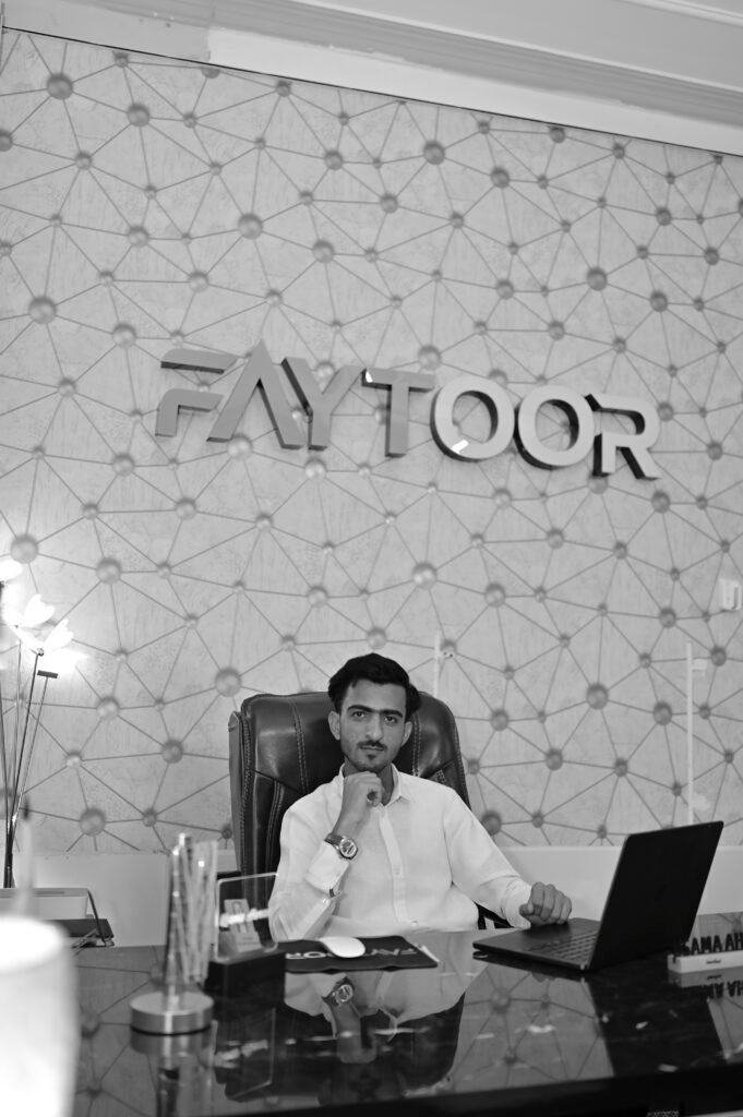 FAYTOOR team at work