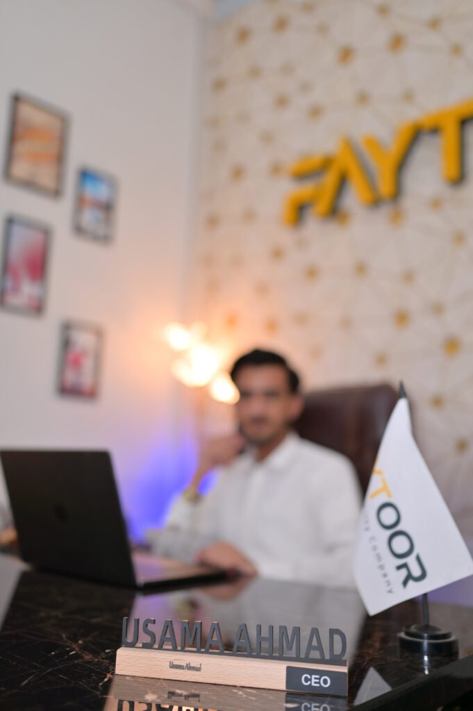 FAYTOOR team at work