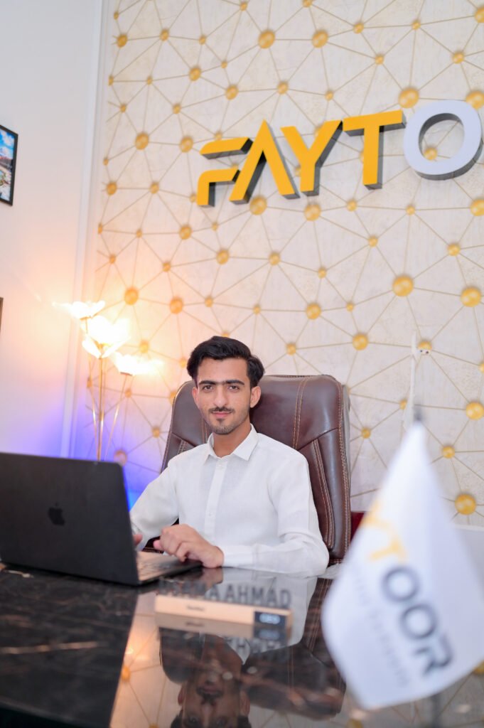 FAYTOOR at work